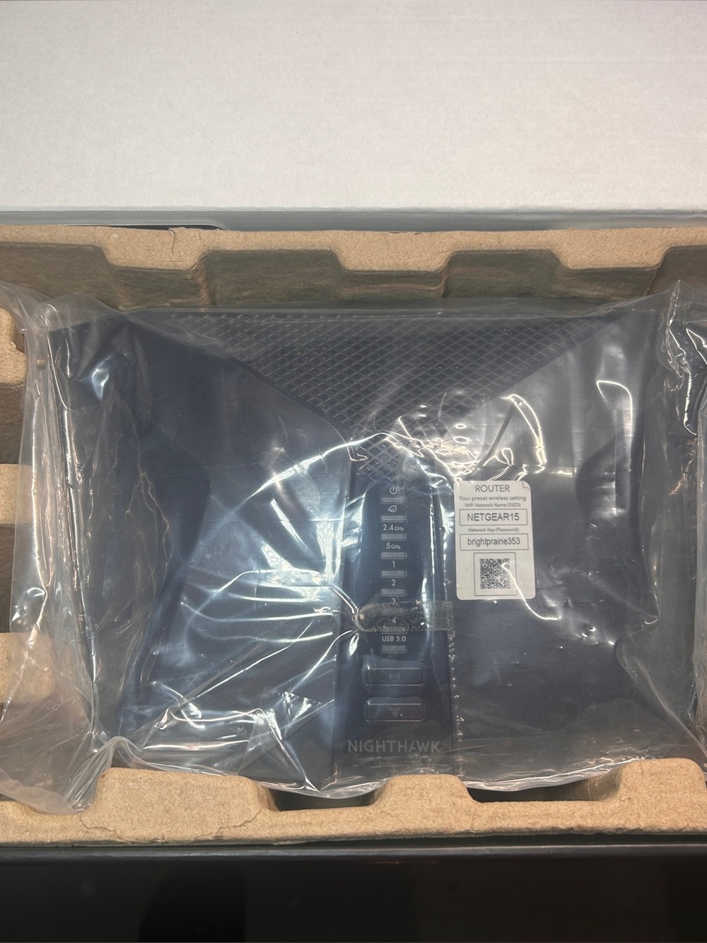 NETGEAR RAX50-100NAR Nighthawk 6-Stream AX5400 WiFi Router - Picture 7 of 15